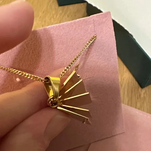 Le Petite Sprout Gold Book Lovers Necklace - Picture 4 of 6